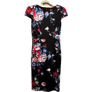 Betsey Johnson Size 4 cap-sleeve dress‎